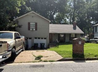 3382 Leschallas Dr, Memphis, TN 38128