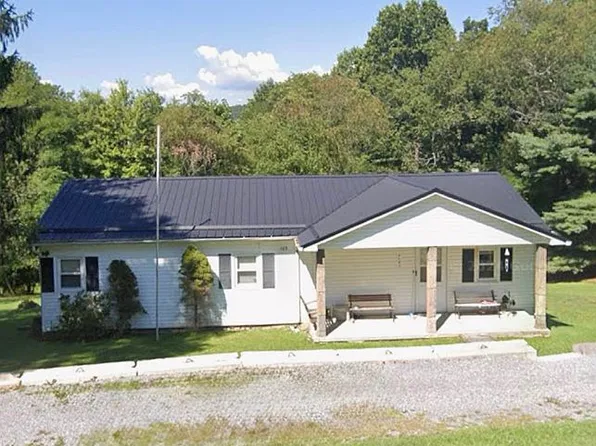 149 Euclid St, Rock, WV 24747