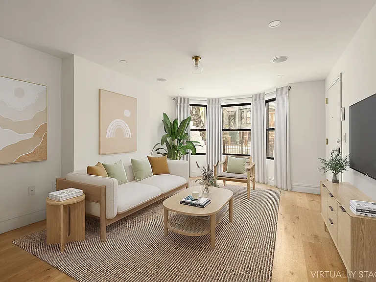 84 Moffat St #1 — Photo 1
