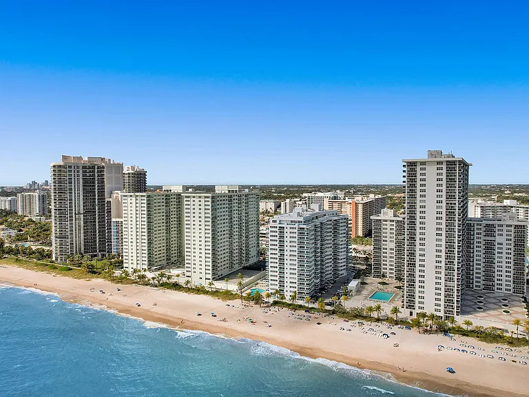 3430 Galt Ocean Dr #304 — Photo 47