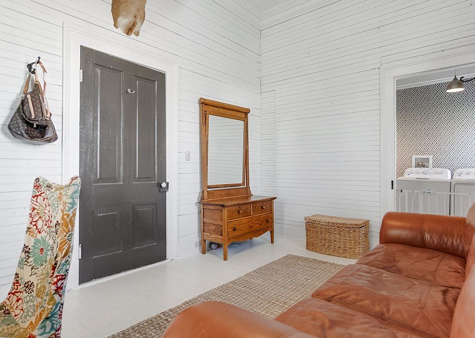 40th image of this home