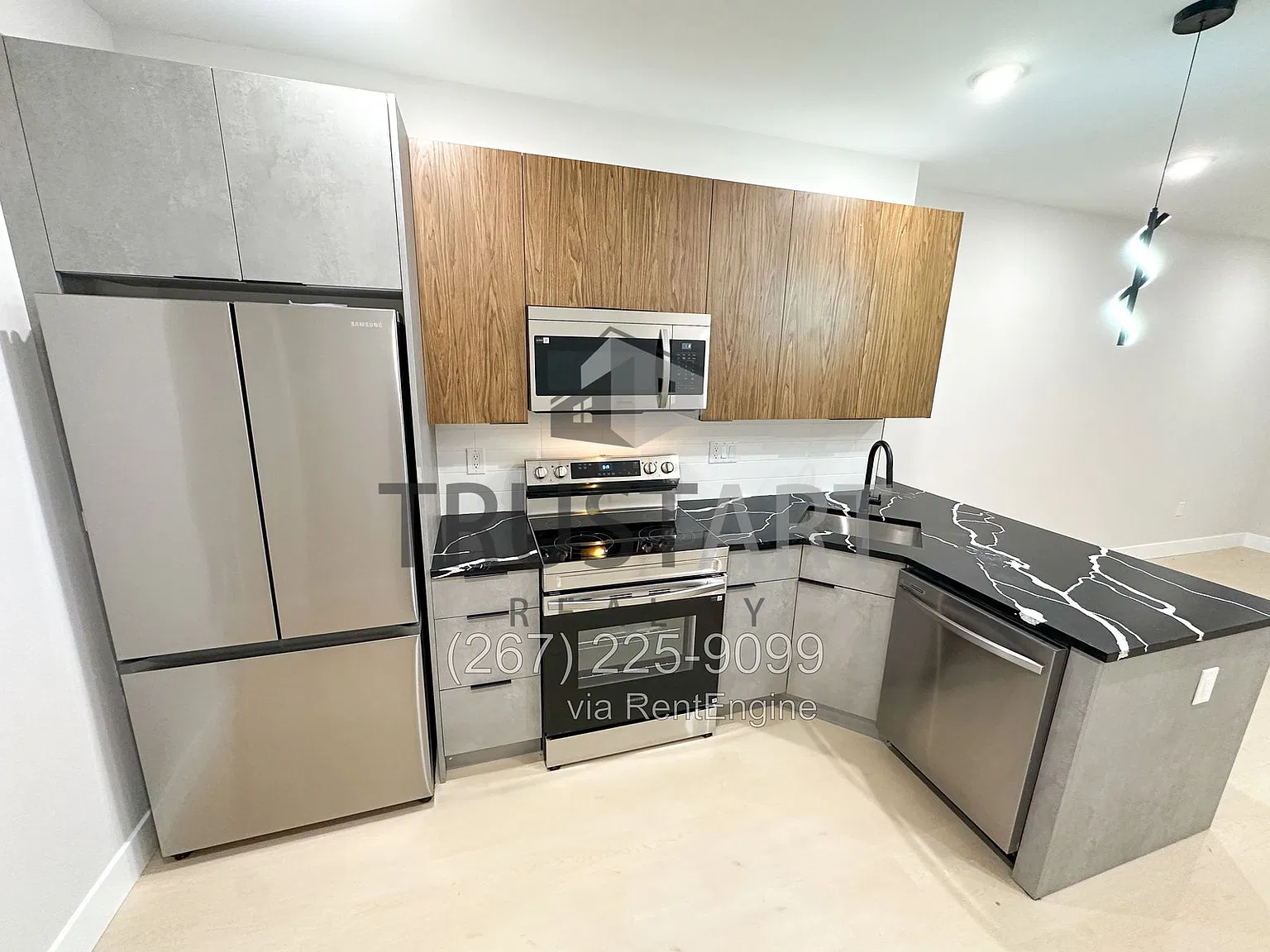 3 bed, 3.0 bath, $2,000 — Photo 1
