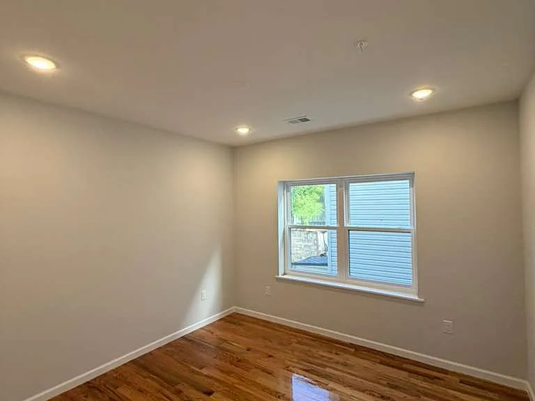 148 Dewey St #3 — Photo 12