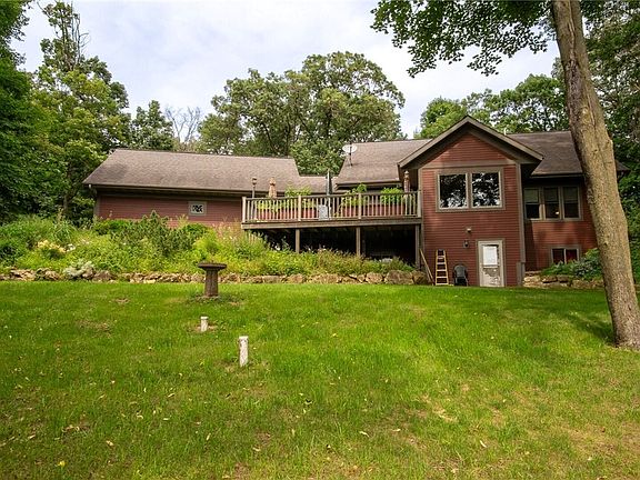 2nd image of E4522 453rd Avenue