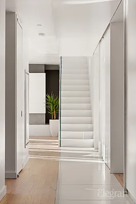 Sold by Elegran | media 22