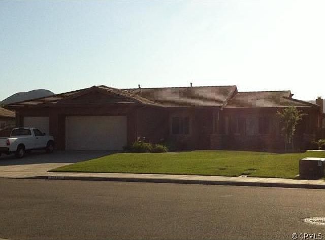 1st image of 23921 Noelle Ave