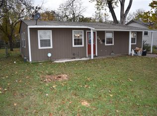 2420 Purselley Dr, Fort Worth, TX 76112