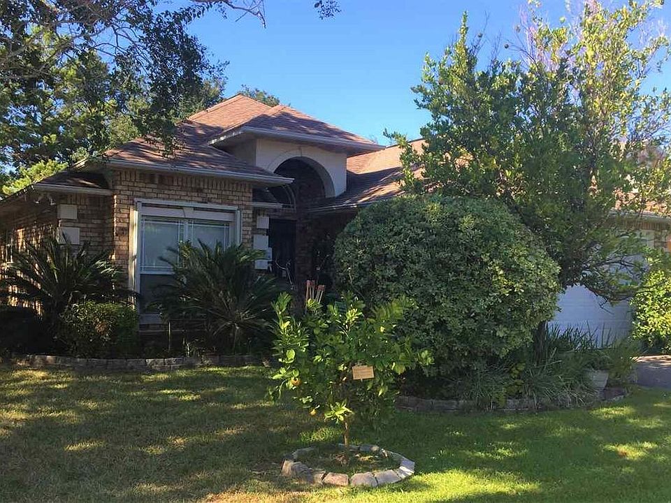 1st image of 1396 Autumn Breeze Cir
