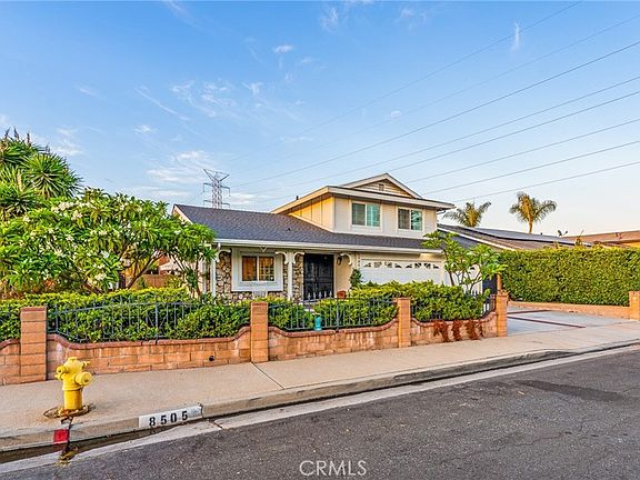 2nd image of 8505 Arma St