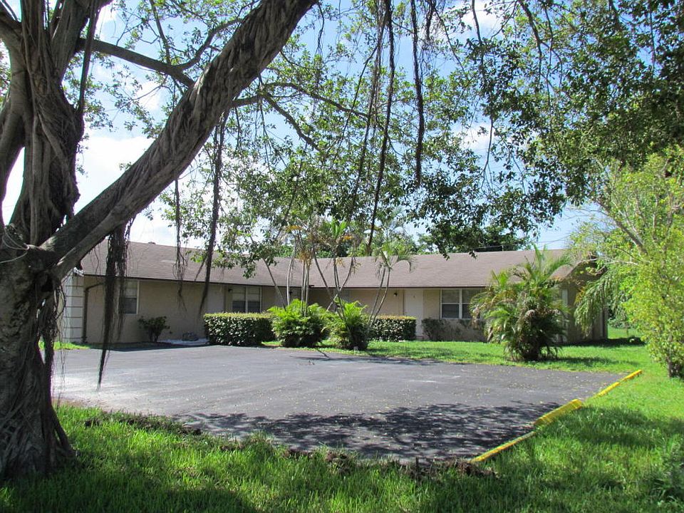 1st image of 4703 Hairland Dr