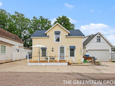 2243 1st Ave, Holland, MI, 49424