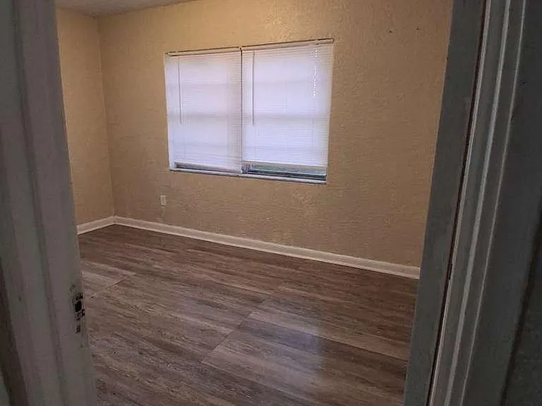 1209 Carlsbad Pl — Photo 13