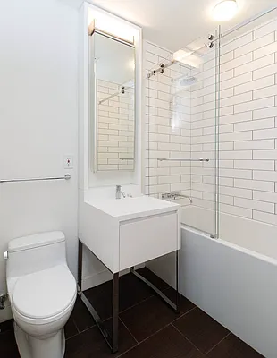 Rented by SERHANT. | media 25