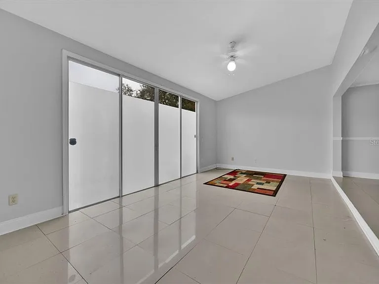 352 Caribbean Dr #MAIN — Photo 6