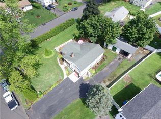 6 Ash Dr, Windsor, CT 06095