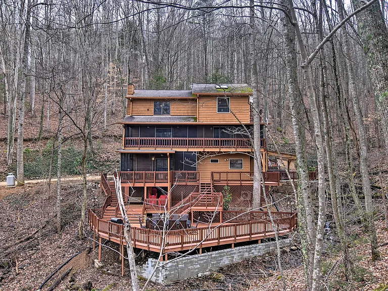 500 Lynn Cove Rd — Photo 40