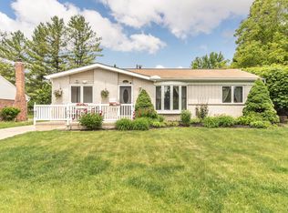 9216 Redbud Ave, Plymouth, MI 48170