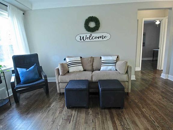 5th image of 27316 Larchmont St