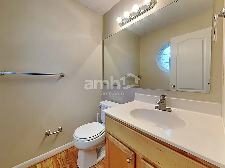 9030 Crimson Oak Dr — Photo 10