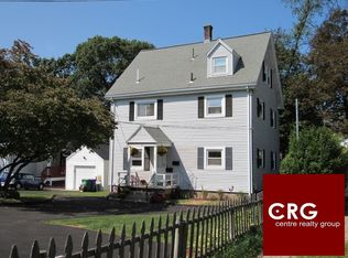 30 Beecher Pl #2, Newton, MA 02459