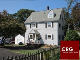 30 Beecher Pl, Newton, MA