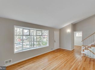 10409 Forest Ave, Fairfax, VA 22030