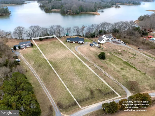 Scenic Dr, Montross, VA 22520