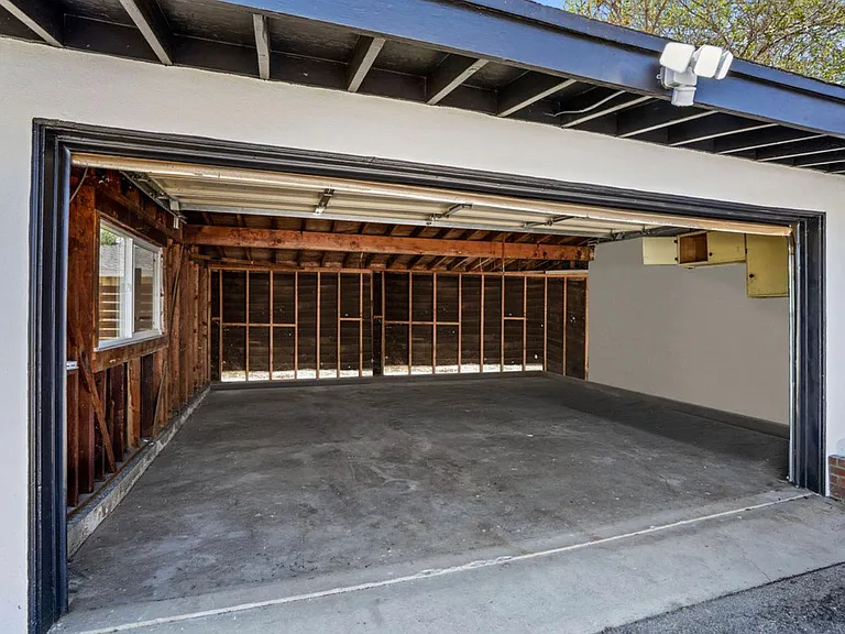44715 Gingham Ave — Photo 21