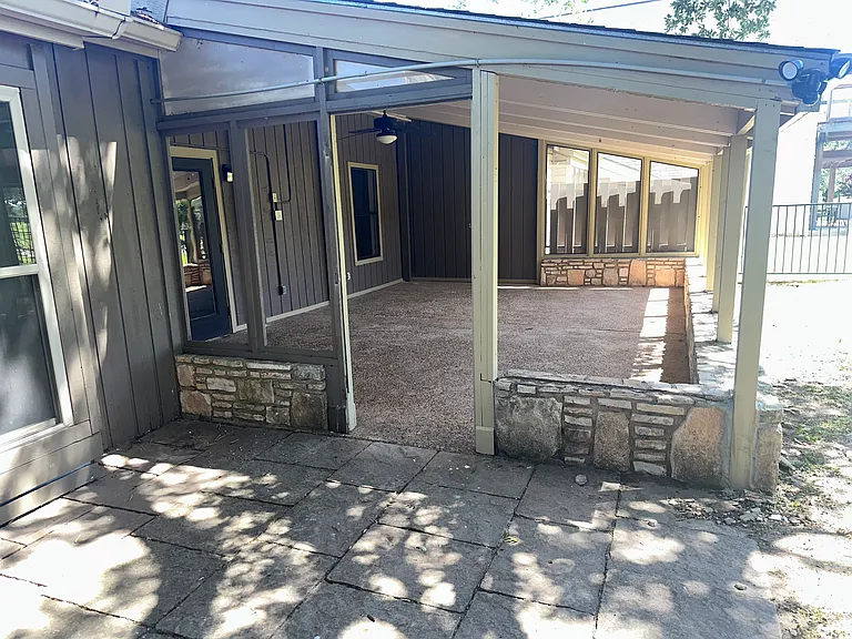 528 Sand Bend Dr — Photo 13