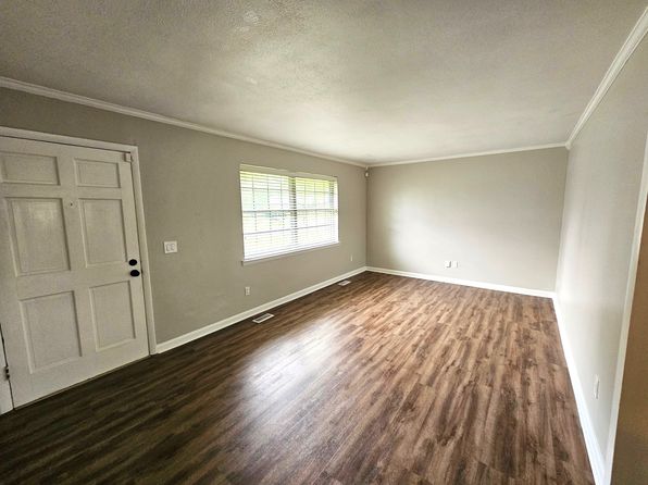 117 Mitchell Ln, Rossville, GA 30741