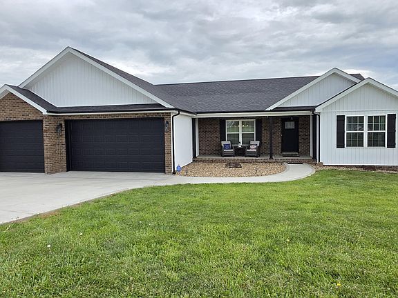 2nd image of 224 Cloyd Dr