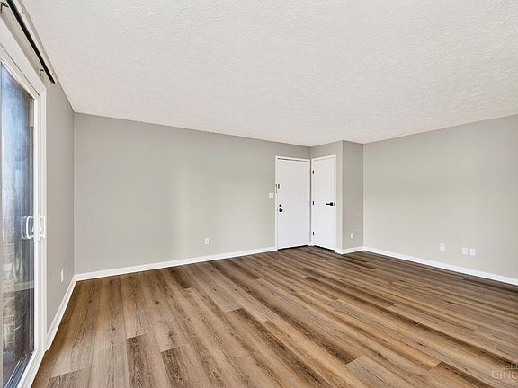 5th image of 9508 Woodland Hills Dr