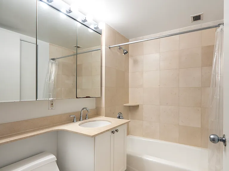 308 E 38th St #19A — Photo 12