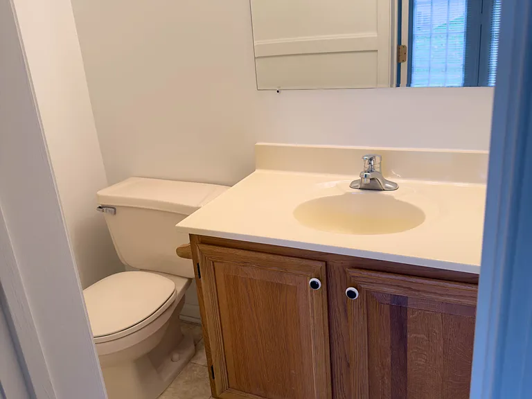 80 Diller Ave #4 — Photo 9