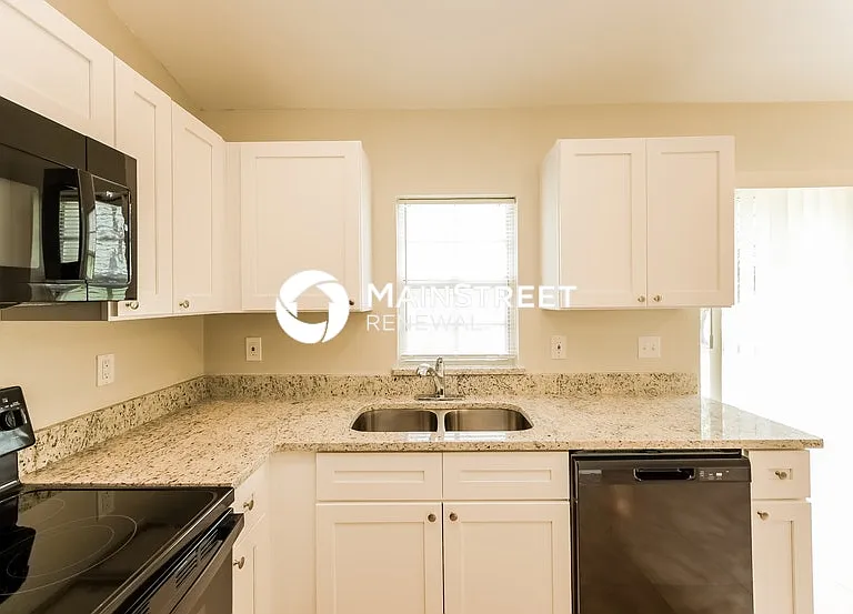 4110 20th St SW — Photo 5