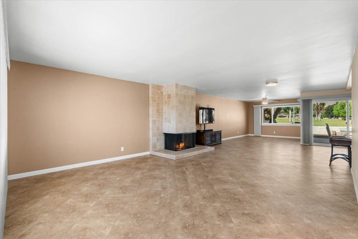 next background image