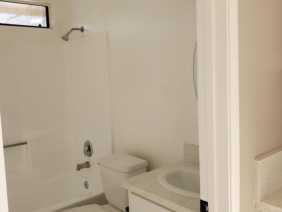 1st image of 13304 Roselle Ave APT 5