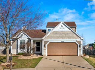 2250 Annandale Ct, Elgin, IL 60123