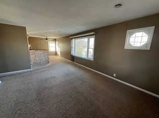 1211 Pleasant St, Council Bluffs, IA 51503