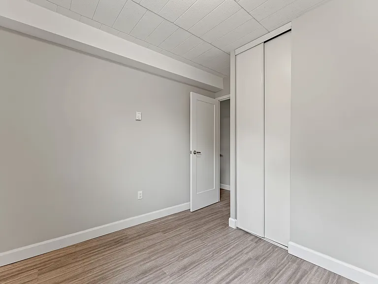 28 Helen Ave — Photo 19