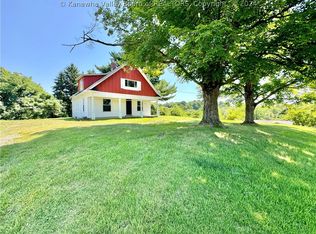 46 Dupont Cir, Washington, WV 26181