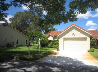 1178 Woodfield Ct, Palm Harbor, FL 34684