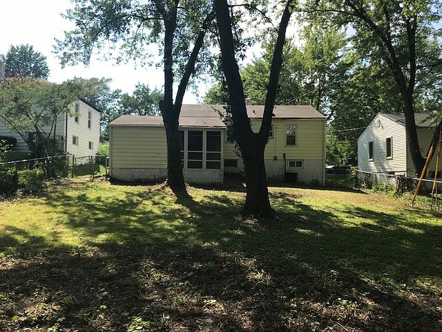 2nd image of 716 Lanvale Dr
