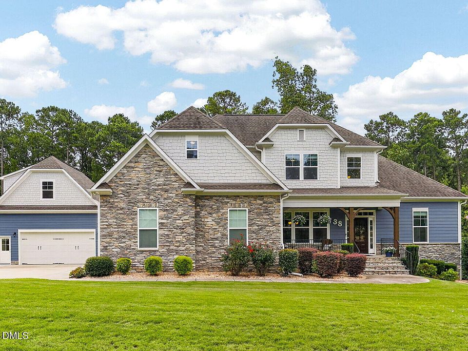 1st image of 38 Mosswood Ct