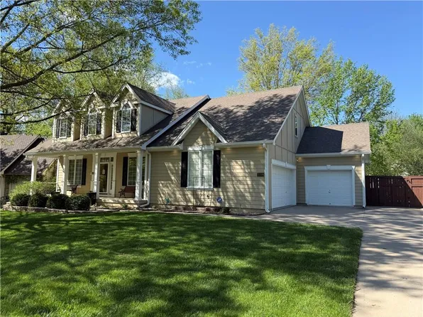 2219 SW Park Ave, Blue Springs, MO 64015