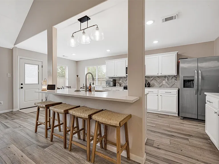 4102 Caneshaw Dr — Photo 12