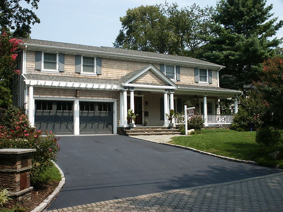 1st image of 2 Highland Ave