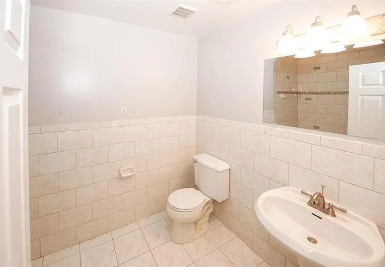 5075 Winters Chapel Rd — Photo 22