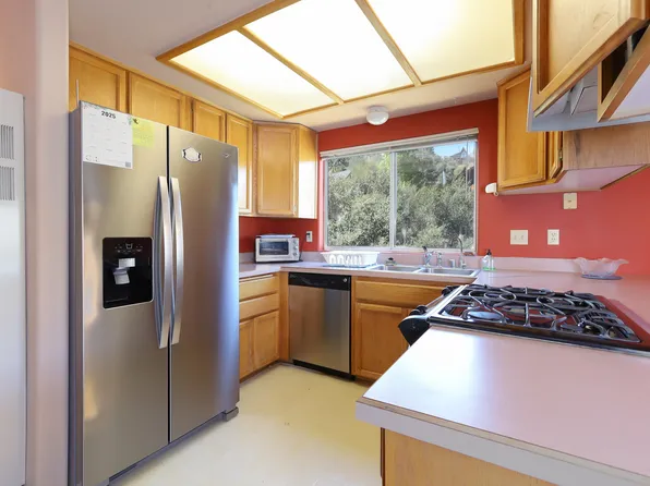 2005 Zermatt Dr, Pine Mountain Club, CA 93222