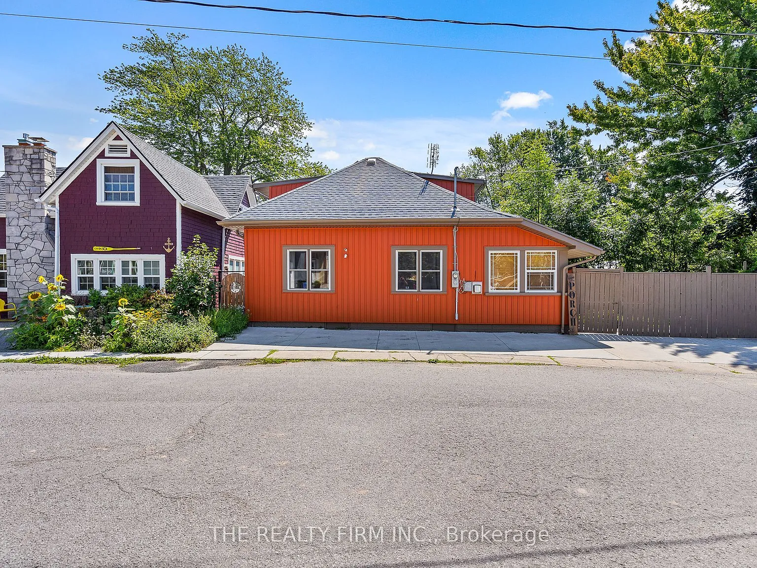 3 bed, $1,995 — Photo 2